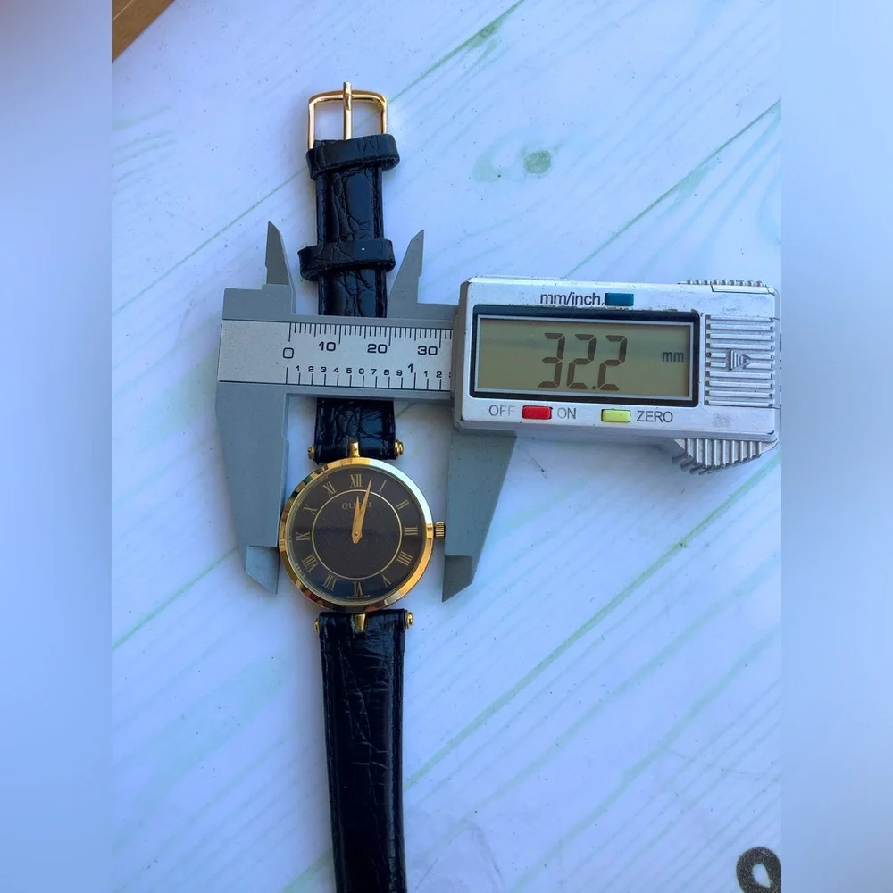 Authentic Gucci watch UNISEX 🖤💛🖤 - Picture 7 of 14